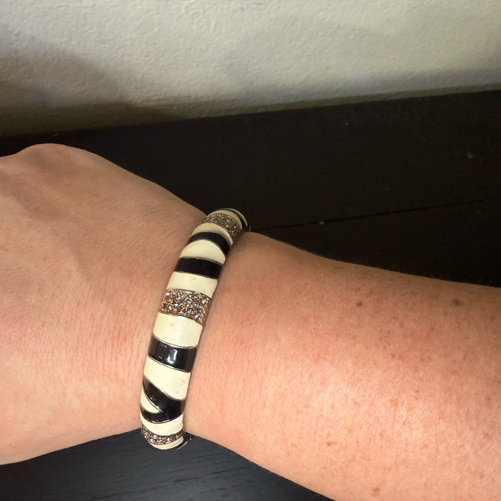 Black and White Bracelet Set | Chunky Statement Bangle + Enamel Stripe Bangle - Picture 4 of 7